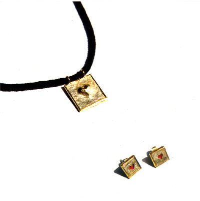 Herzanh&auml;nger und Ohrstecker 925/000 Ag, in 750/000 Au gefasst